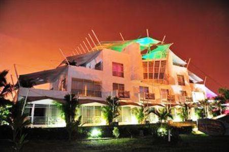 Montroi Hotell Colima Exteriör bild